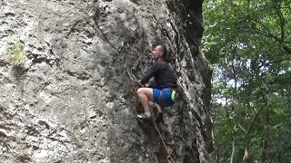 Moon Derece: VIII, 7a Tırmanıcı: Nazmi Öztürk    İZMİR DEREKÖY KAYA TIRMANIŞI  Rock Climbing