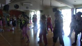 Dimi RITMO dance studio Corfu Presents: Shakira la la la