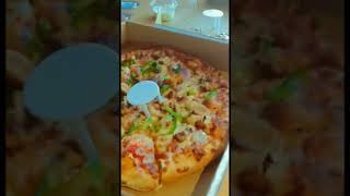 Domino's Pizza🤤 #shorts #shortsvideo #shortsfeed #shortsbeta #viralshorts #viralvideo #vlogsquad