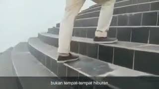 Tempat orang yg dirinya kotor adalah masjid