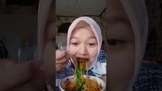 makan apa kita hari ini edisi bakso 🤤