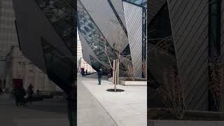 Toronto|Royal Ontario museum ROM Tourist attraction