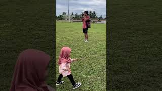 Si kakak dan si adik lagi bermain balon #shortanak #anakbermain #balonanak