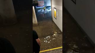 Ausgang Bahnhof Augsburg-Hochzoll nach dem Unwetter