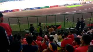 Suporter Timnas di tampar Polisi saat laga Indonesia VS Palestina