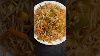 Egg chowmein 🥰👌 #eggchowmin #eggchowmeinrecipe #chowmein #kolkatastreetfood #homemade #tasty