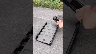 Folding storage box