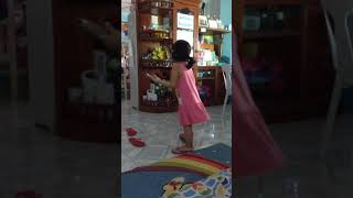 Macayla Yabut (Singing part 1)