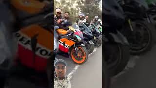 Super bike ki race lagne wali thi #automobile #racing #rider #motorracing #racetrack