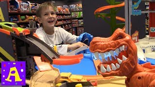 GIANT Track Hot Wheels Влад и Свят весело играют в Детском магазине