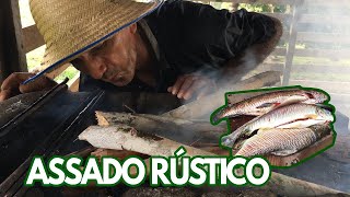 PEIXE ASSADO NO FOGÃO DE BARRO