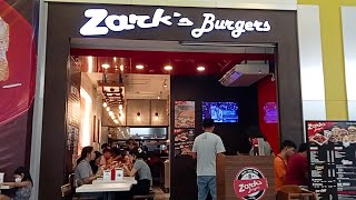 ₱13 ZARK'S ULTIMATE BURGER! | Zark's Burgers 13th Anniversary Promo | Food Hug: The Fam Vlog