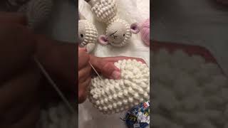 Amigurumi kuzucuk gövde dikim