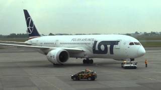 Airport Moments - Warsaw (WAW) - LOT Dreamliners!