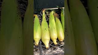 #Roasted #Corn is the Perfect #Thanksgiving #Sidediah. #BBQ #grill #grilling #barbeque #maize