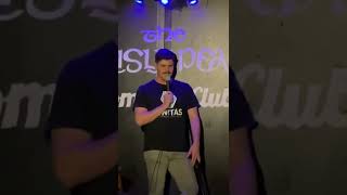 Comedian gets heckler