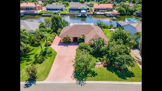 816 Chipaway Dr | Waterfront Pool Home in Apollo Beach