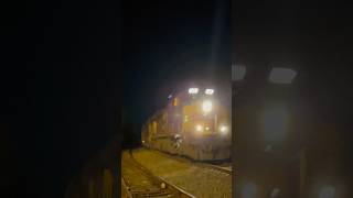 CSX 900 ES44AH leads CSX M404 through Piscataway with a MASSIVE HORNSHOW & Great Rolling Stock!