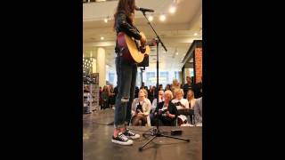 Stockmann - Welcome to Brooklynn Fashion Show, performance from Elisabeth