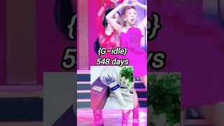 #How many days it took K-pop groups to come up with a lightstick#shorts#kpop#btsarmy#viral#💜💜✨✨🖤🖤🇰🇷❤