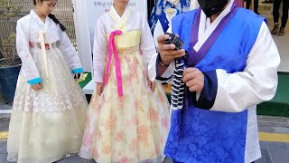 Gyeongbokgung Palace (경복궁) Seoul South Korea, walking tour wearing HANBOK DRESS