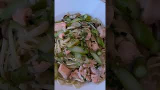 Pasta with Salmon and Vegetables #shorts