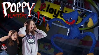 On joue enfin à Poppy playtime ( ils ont quoi avec les coquelicots ?! ) feat ma soeur.