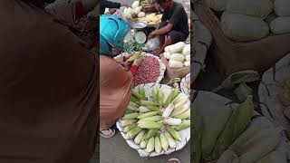 Jagung Tersenyum , makanya Manis