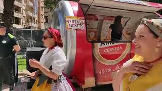 El Mercadito de les Fogueres de Sant Joan abre sus puertas