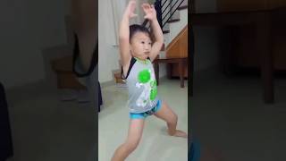 Aliw much!!! 🤣🤣 #dancingbaby #3yearsold #hulahoop