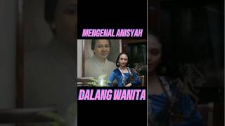 Dalang wanita #dalang #wayangkulit #wayang #wayangkulitindonesia #budaya