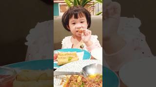 Eating yummy Shanghai .. #shorts #cute #eating #yummy #food #shanghai #youtubeshorts #youtube