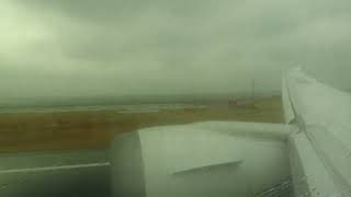 Landing in HND