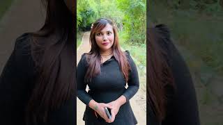 Jangle Me Mangle Karte Pakde Gye - Viral Girl Riya