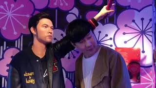 JJ Lin doing Magic at Madame Tussauds