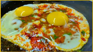 पिझ्झा स्टाईल चविष्ट अंड्याचा पोळा | Pizza Omlette Recipe | Spicy Egg Omlette | Asha Maragaje