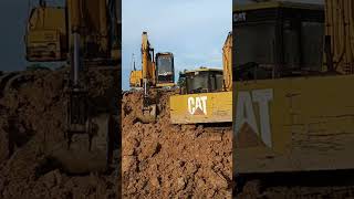 Heavy Equipment Excavator CAT At Work Part 7