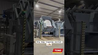 Big Bag tipping with the Tong Big Bag & Box tipper for gentle, efficient #tipping | Tong Engineering