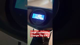 Letak connecting charger Hp EM 1#honda #motorlistrik #oneheart #shorts #short #feed #mekanik