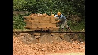 まぼろしの鉱山鉄道  上田陶石 下田南採掘所軌道