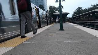 Shuttle to Prospect Park arriving and departing Sheepshead Bay