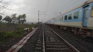 130kmph high speed skip of Barbil Janshatabadi Express over khirai bridge.#janshatabdiexpress