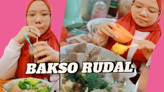 BAKSO RUDAL PACITAN sambelnya pedes nampol , pentolnya romantis MUKBANG