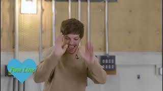 P.O.V: Louis wishing you on Valentine and messing up