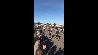 Arrivée des Foulées du Pont Courir Avec et Gaël