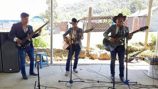 Los Compas de la S -- Amarga derrota (cover) en vivo