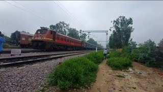 First Electric Run of 15009 Gorakhpur Mailani Express | 15009/15010 Gomtinagar Express