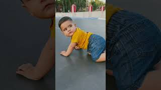 Chota Bacha Jaan k na aankh dikhana re 🧐 #chotu #baby #shorts_ #masti #trending #trampoline masti