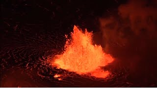 IMPRESSIONANTE: VULCÃO KILAUEA EM ERUPÇÃO CUSPINDO FOGO E RIO DE LAVA