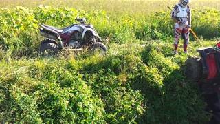 MF 500 MTV dans le talus...